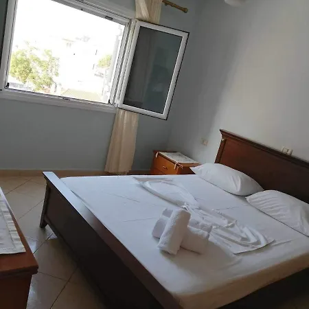 Apartment With View In The Sea